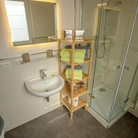 Fewo/ 10 / 2 Schlafzimmer / Terrasse / Seilbahn Blick * リューデスハイム・アム・ライン