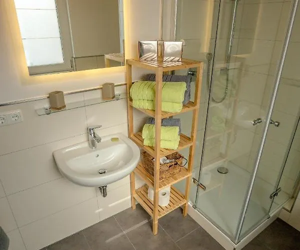 Fewo/ 10 / 2 Schlafzimmer / Terrasse / Seilbahn Blick * Рюдесхайм-на-Рейне